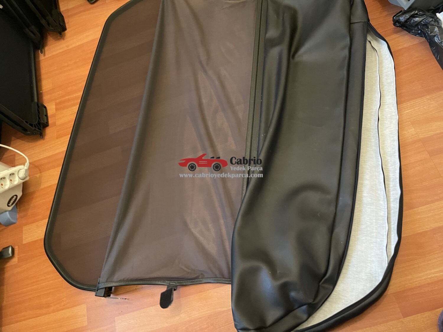 CHRYSLER STRATUS SEBRİNG JR UYUMLU ORJİNAL SİNEKLİK RÜZGARLIK ORJİNAL ÇANTALI TEMİZ ÇIKMA 