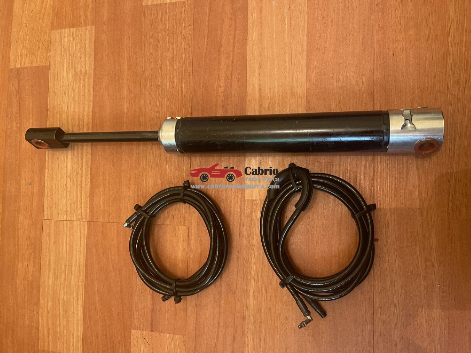 RENAULT MEGANE 3 CABRİO UYUMLU ORJİNAL TENTE HARDTOP AMORTİSÖRÜ ÇIKMA TEMİZ 