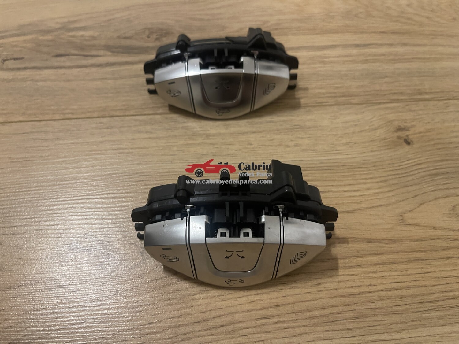MERCEDES YENİ C KASA W205 YENİ E KASA W238 CABRİO UYUMLU TENTE DÜĞMESİ ORJİNAL ÇIKMA TEMİZ 