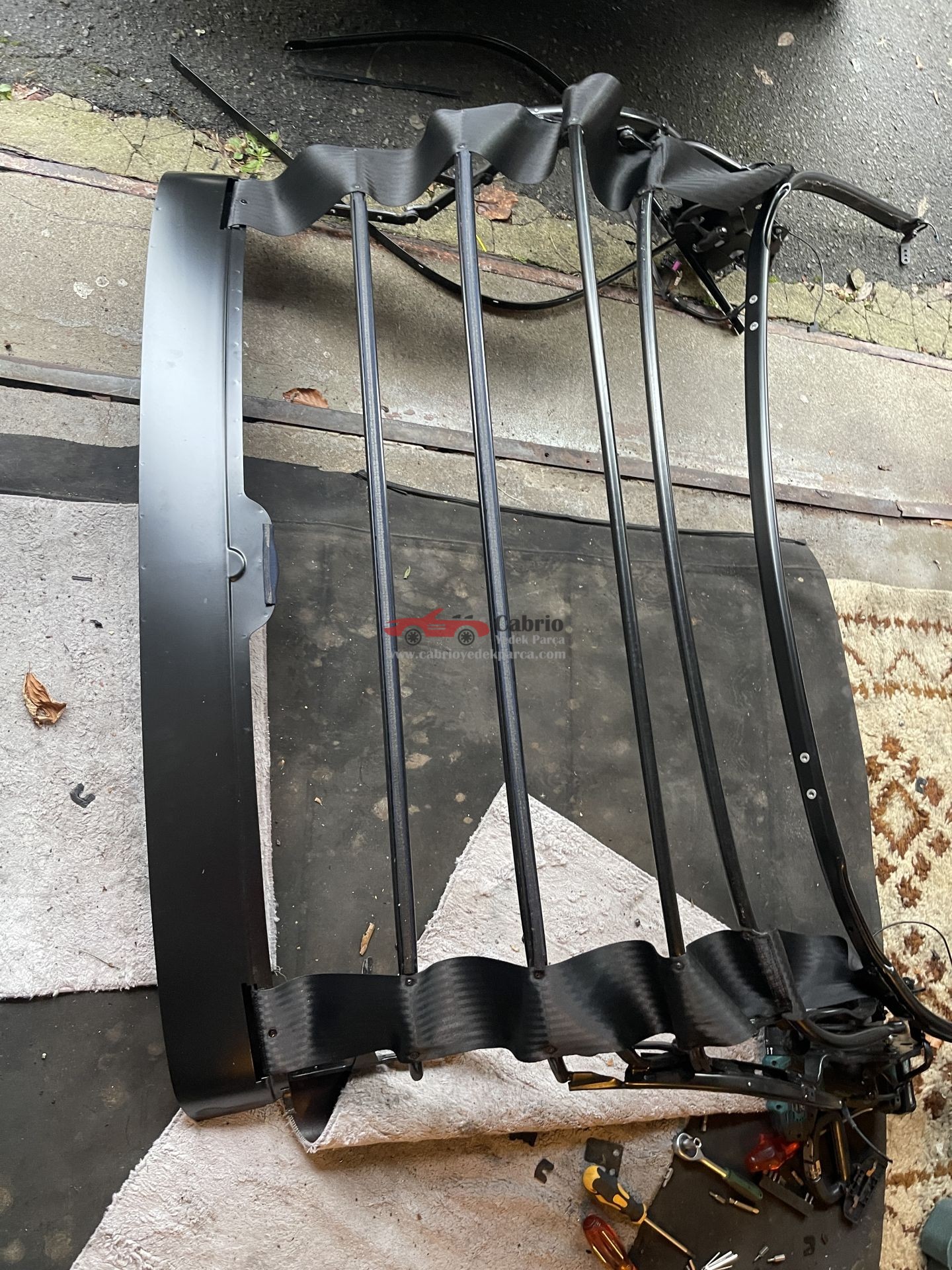 AUDİ TT 8N CABRİO UYUMLU ORJİNAL TENTE İSKELETİ ÇIKMA TEMİZ