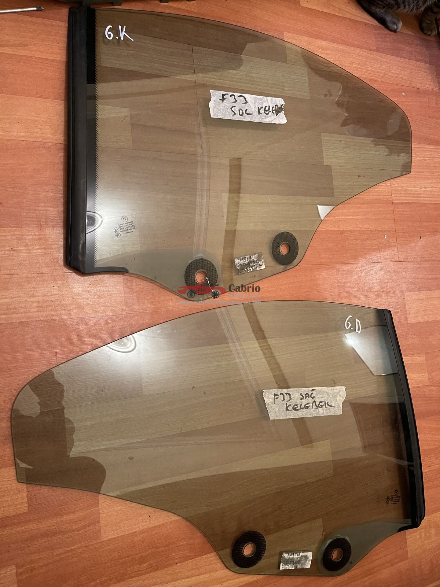 BMW 4 SERİSİ CABRİO F33 F83 UYUMLU TEMİZ FİTİLİ ÜZERİNDE KELEBEK CAM SAĞ VEYA SOL TARAF ORJİNAL ÇIKMA