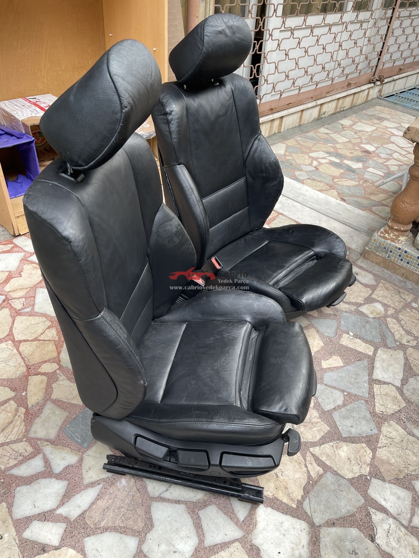 BMW E46 SEDAN 4 KAPI UYUMLU RECARO ISITMALI SİYAH DERİ SAĞ SOL ORJİNAL TEMİZ KOLTUK ÇIKMA