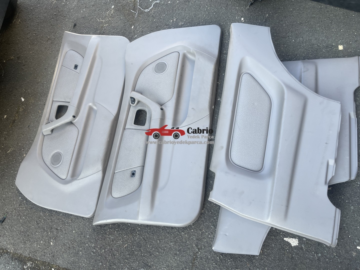 BMW E36 COMPACK UYUMLU ORJİNAL DERİ GRİ SAĞ SOL ÖN ARKA KOMPLE SET HALİNDE KAPI DÖŞEMESİ TAKIM ÇIKMA TEMİZ ORJİNAL