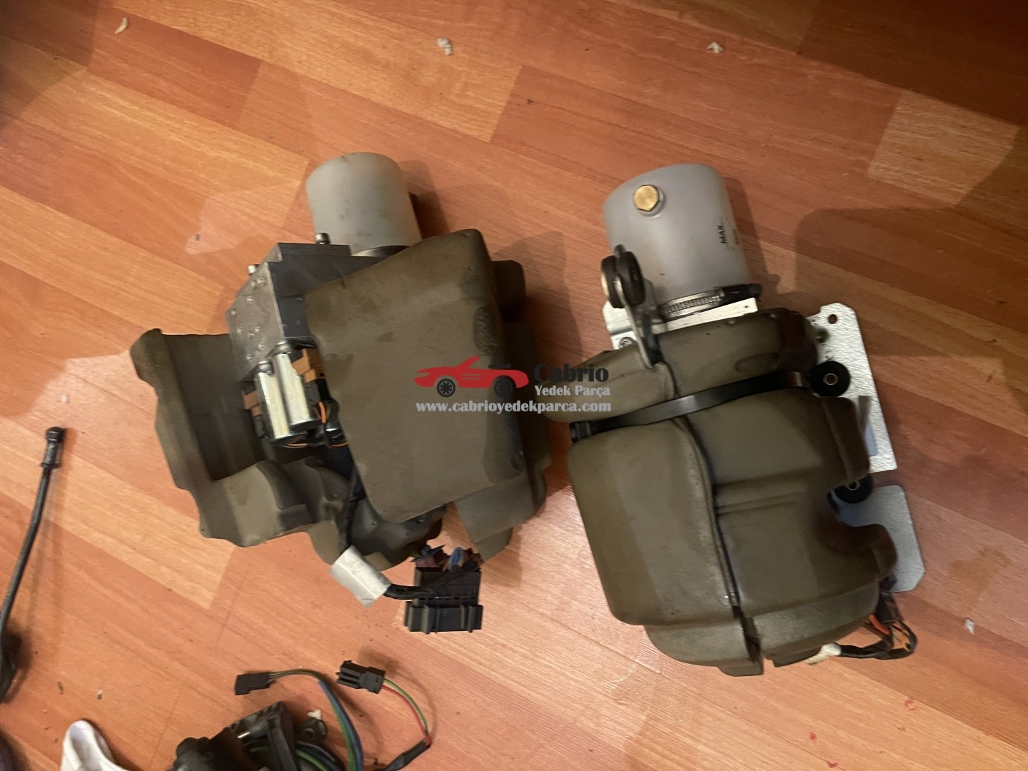 MERCEDES E W207 CABRİO UYUMLU TENTE POMPASI ORJİNAL ÇIKMA 