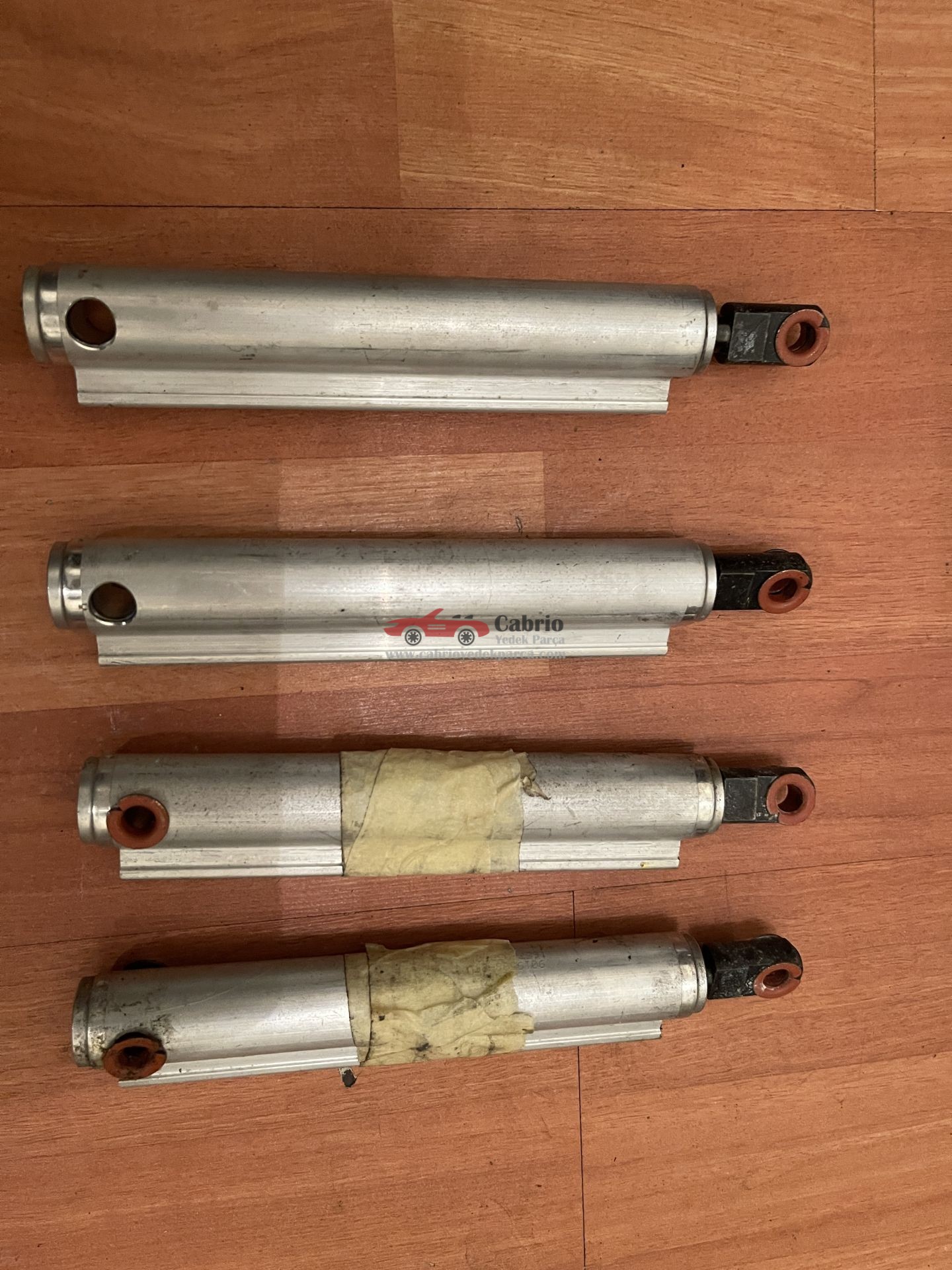 CHRYSLER CABRİO PT CRUİSER UYUMLU ORJİNAL TENTE AMERTİSÖRÜ ÇIKMA TEMİZ