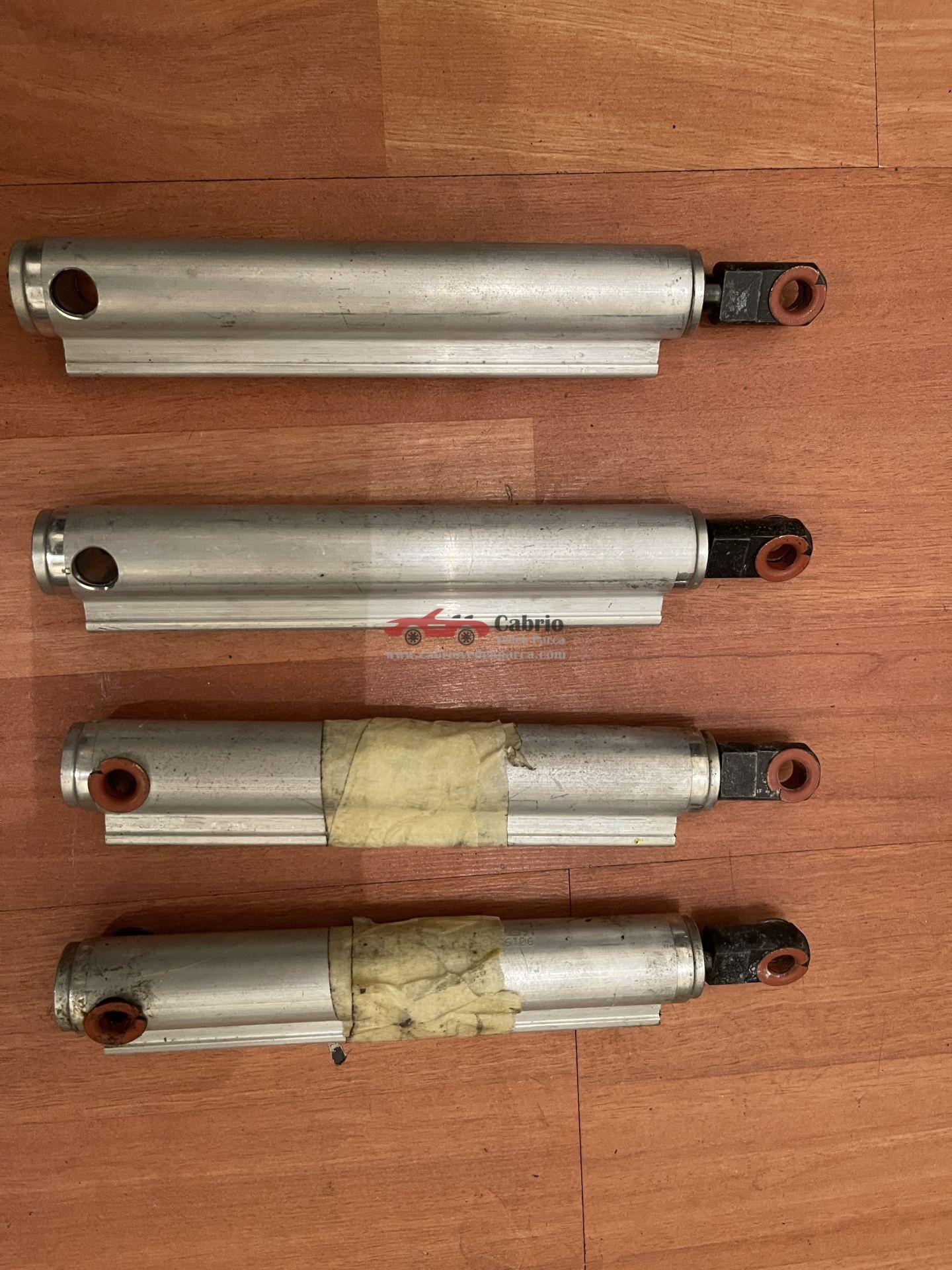 CHRYSLER CABRİO PT CRUİSER UYUMLU ORJİNAL TENTE AMERTİSÖRÜ ÇIKMA TEMİZ