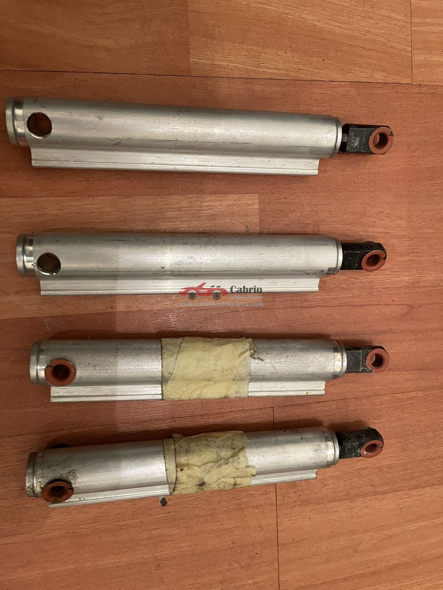 CHRYSLER CABRİO PT CRUİSER UYUMLU ORJİNAL TENTE AMERTİSÖRÜ ÇIKMA TEMİZ