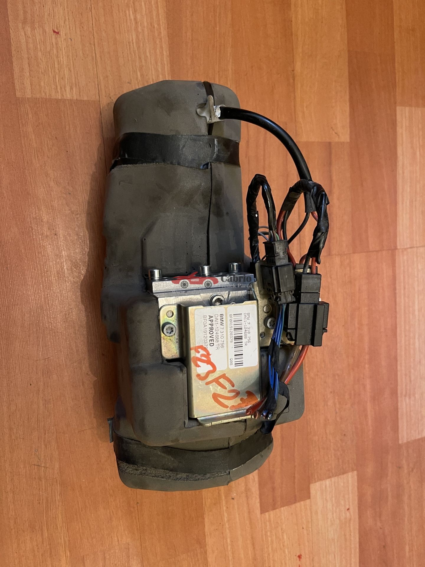 BMW 2 KASA SERİ 218İ 235İ 220İ 225D CABRİO BMW F23 UYUMLU ORJİNAL TENTE MOTORU ÇIKMA TEMİZ